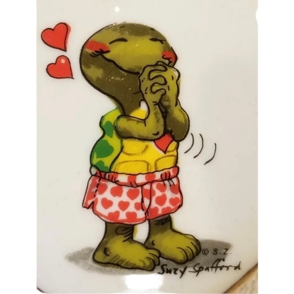 Vintage Enesco Covered Trinket Heart Box Suzy Spafford 1977 Turtle Porcelain 3" - Picture 4 of 11